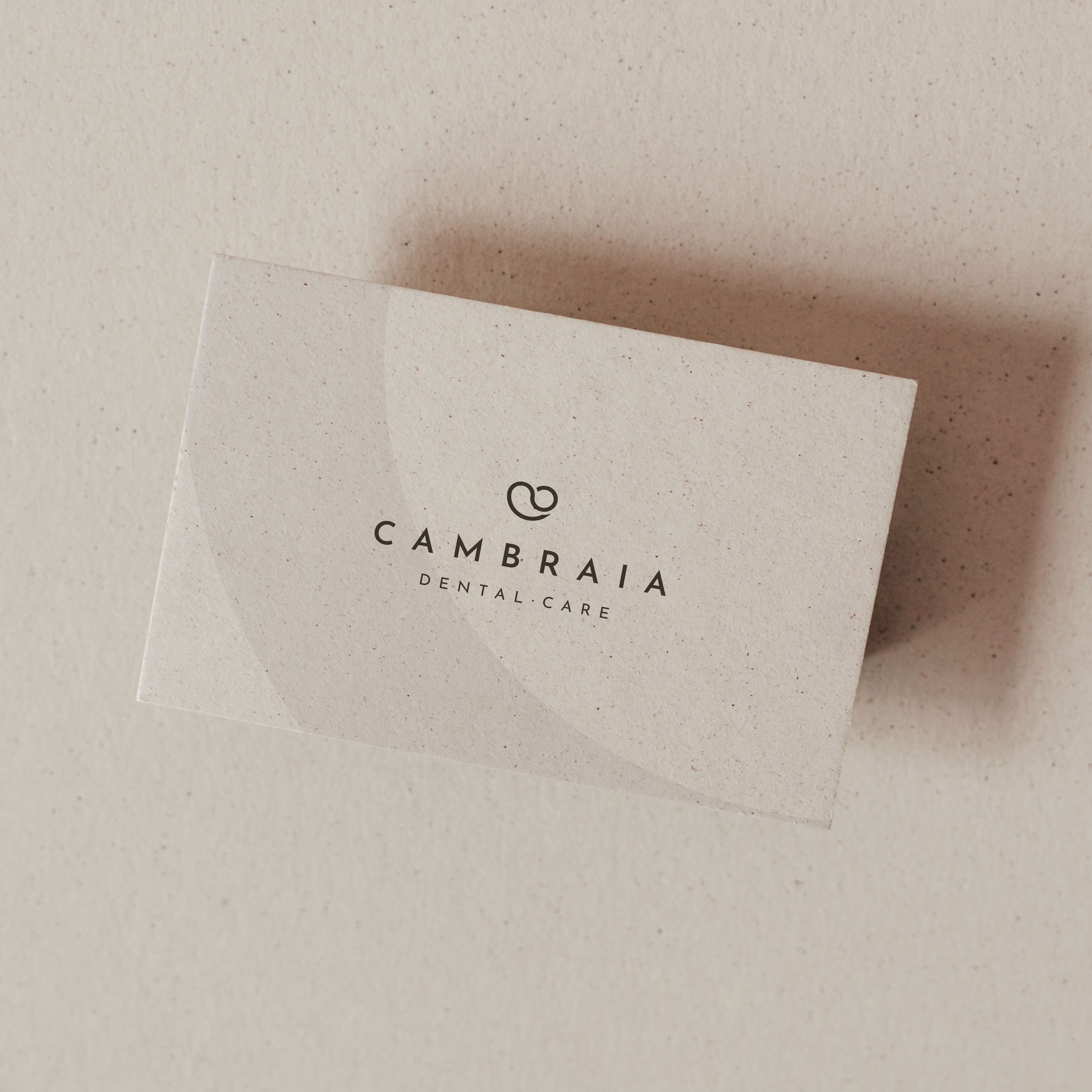Cambraia_Contact